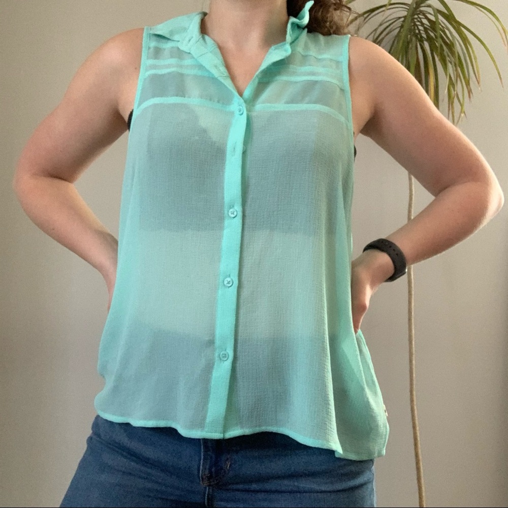 American Eagle teal sleeveless sheer button top